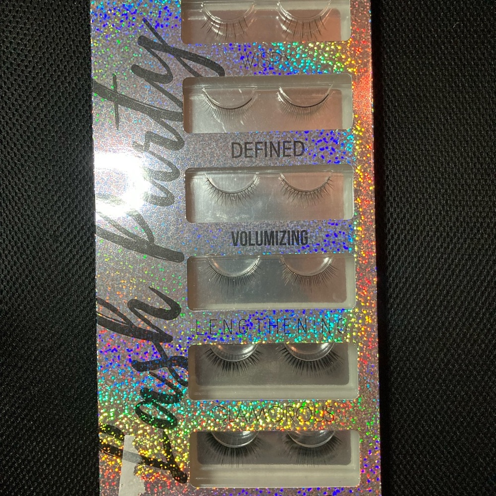 Fake Lashes NWT